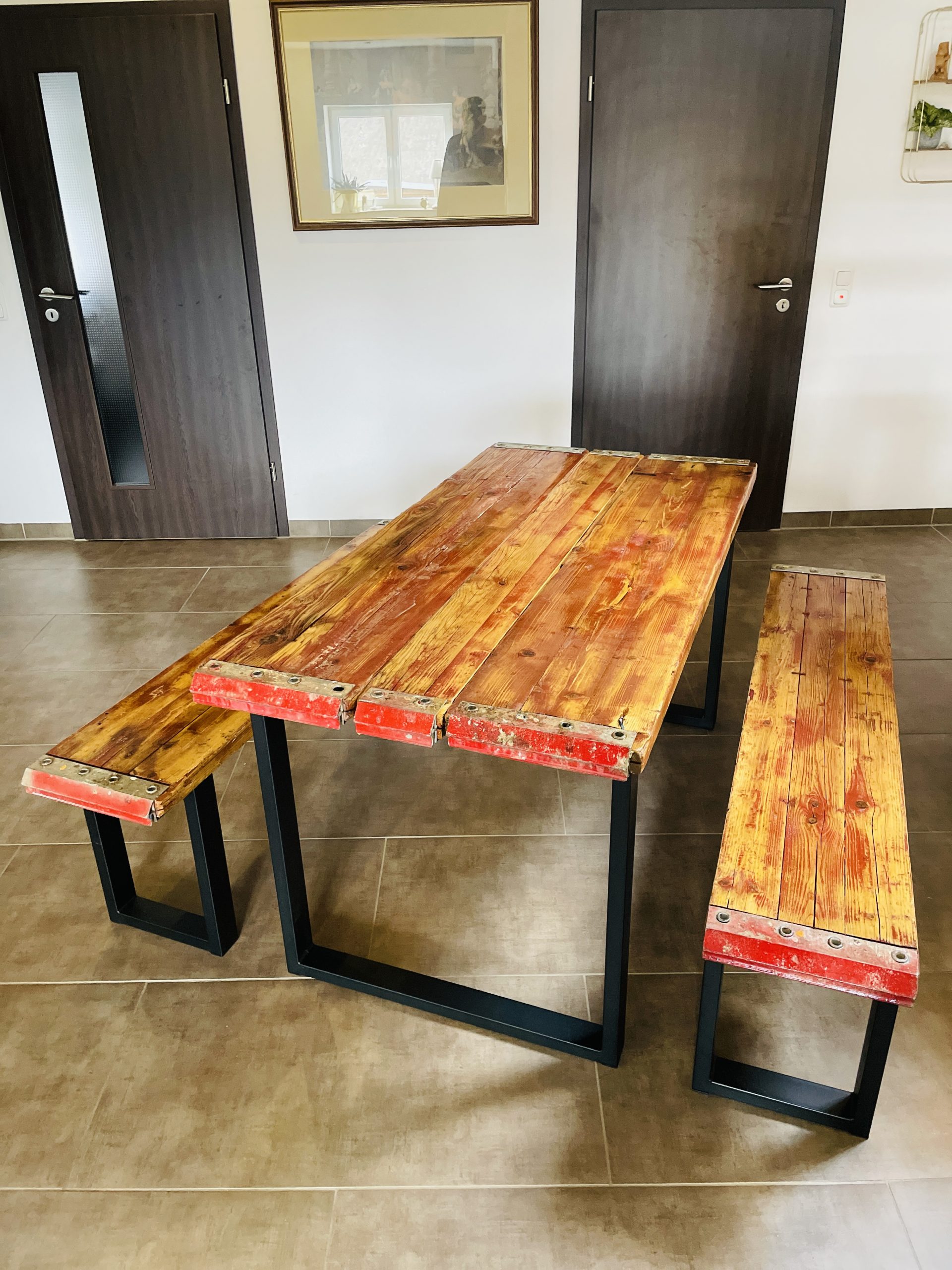 160x80cm+2Bänke+Couchtisch